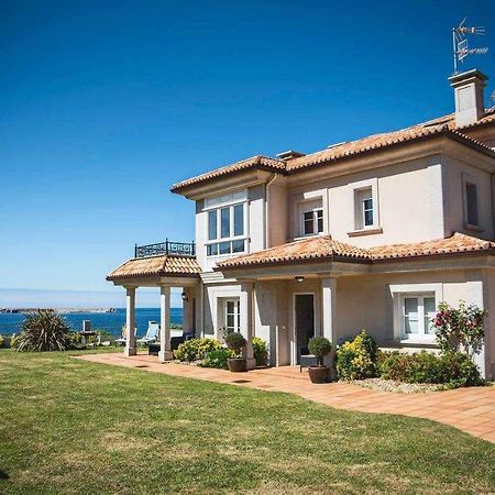 Chalet Pareado Con Jardin En 1ª Linea De Mar Burela Exterior foto